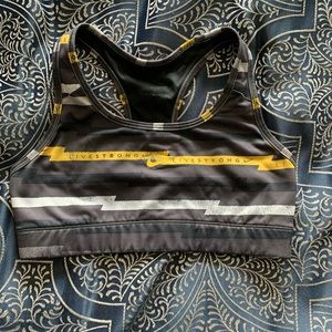 Nike sportsbra